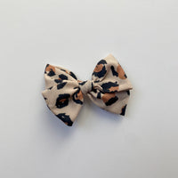 Classic Leopard Bow
